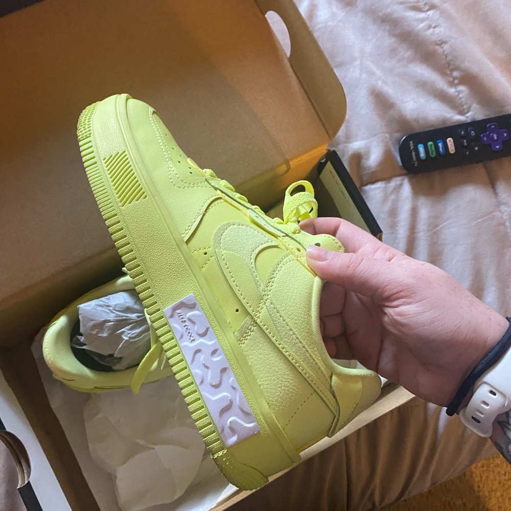 Womens Airforce 1s fontanka